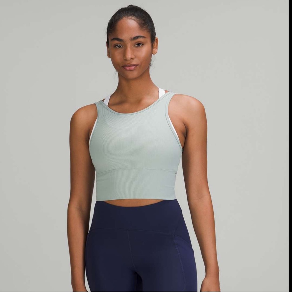 Lululemon power pivot tank